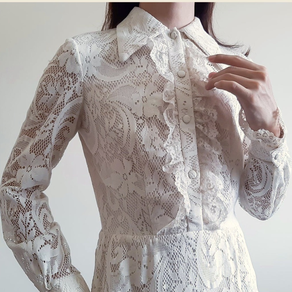 RARE ITEM!!! Vintage 1970s Cream Lace Wedding Dress - Maxi Gown